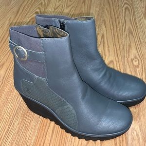 Fly London snake leather gray boots qvc new wedge 41